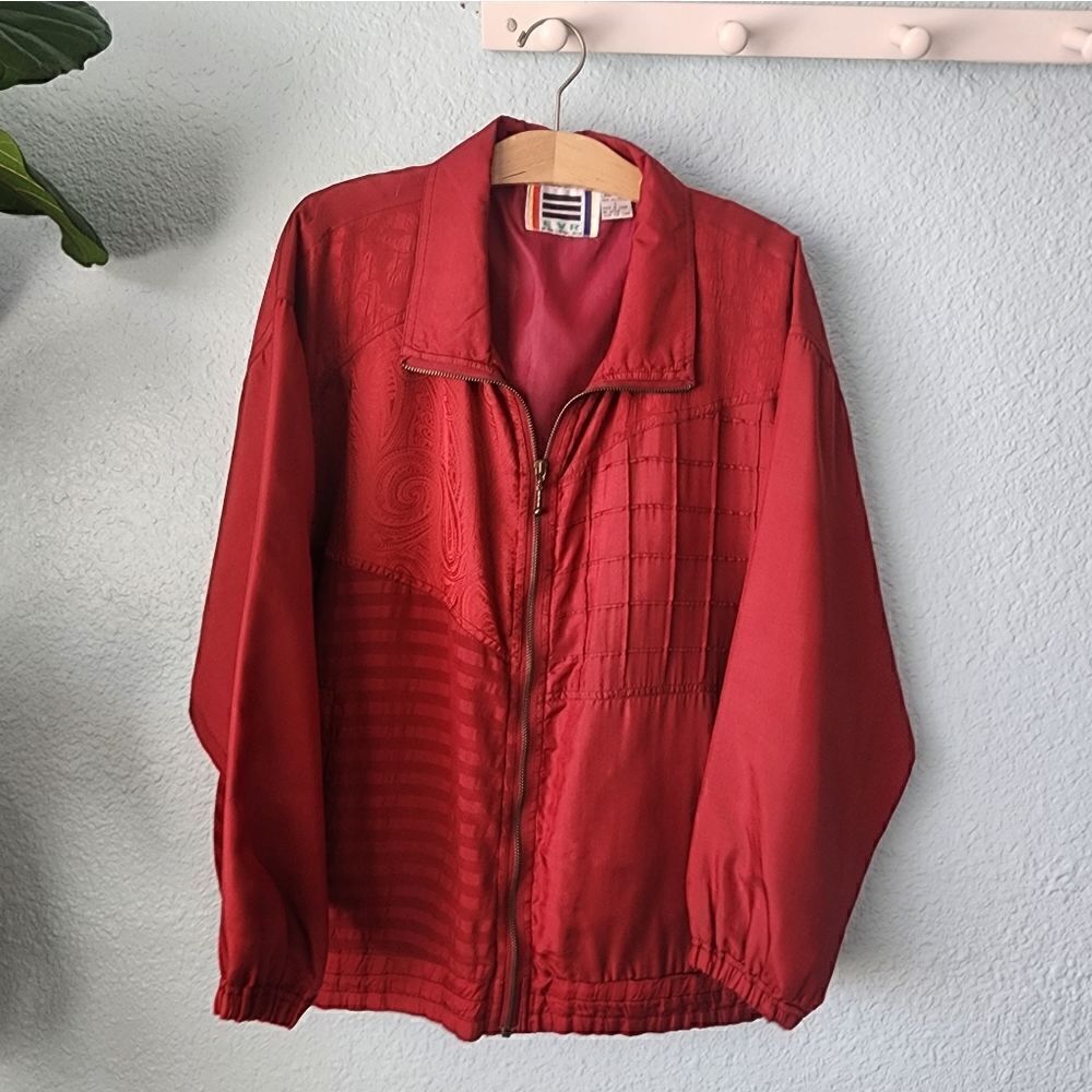 EVR Vintage 100% silk light sport jacket